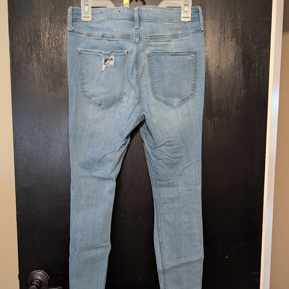 Hollister Distressed Jeggings - Picture 2 of 3